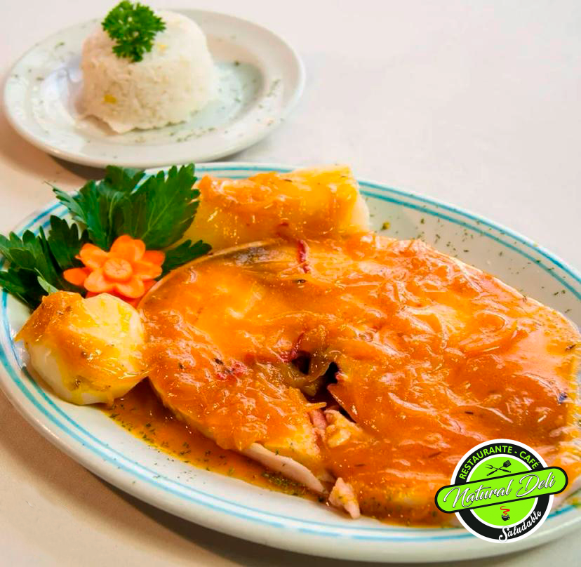 bagre en slsa Róbalo en salsa marinera - Natural Deli Restaurante Saludable Bogotá
