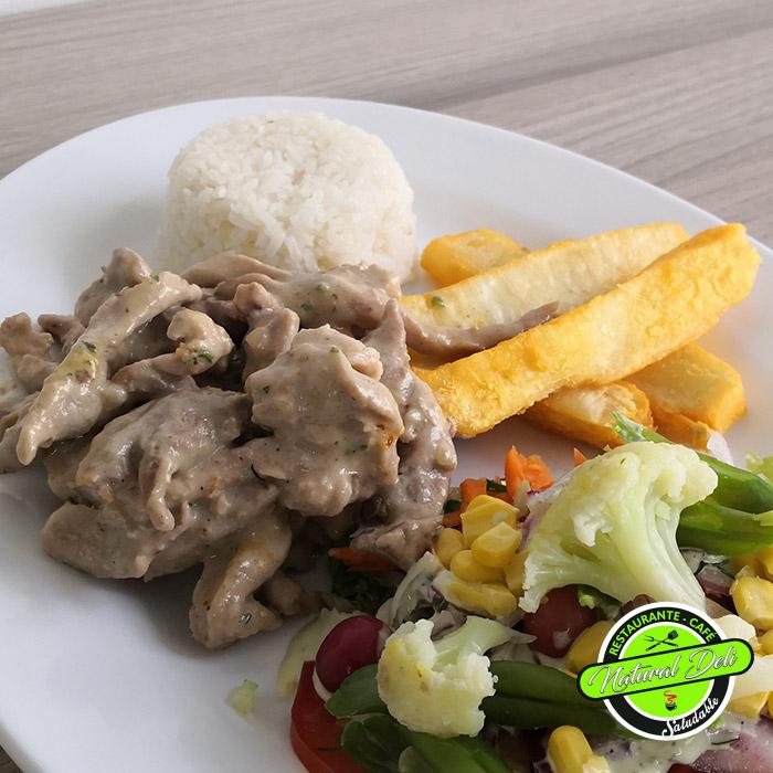 Julianas de cerdo a la pimienta - Menú - Natural Deli - Restaurante saludable en Bogotá Julianas de cerdo a la pimienta - Menú - Natural Deli - Restaurante saludable en Bogotá